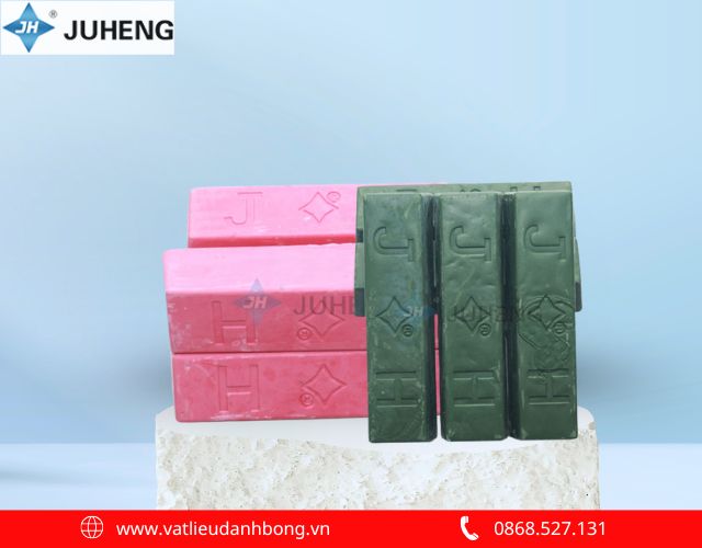 Sáp đánh bóng kim loại